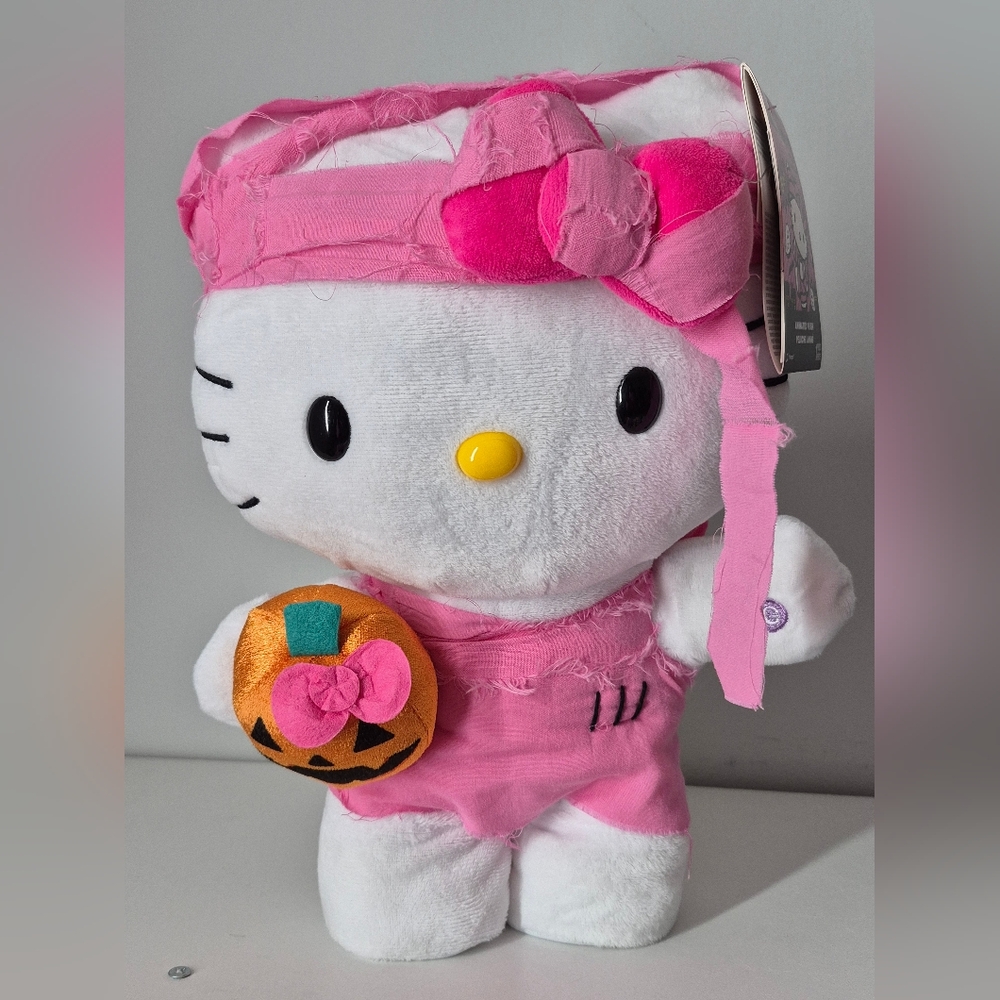 Hello Kitty Pink Mummy Side Stelper Halloween GEMMY pumpkin